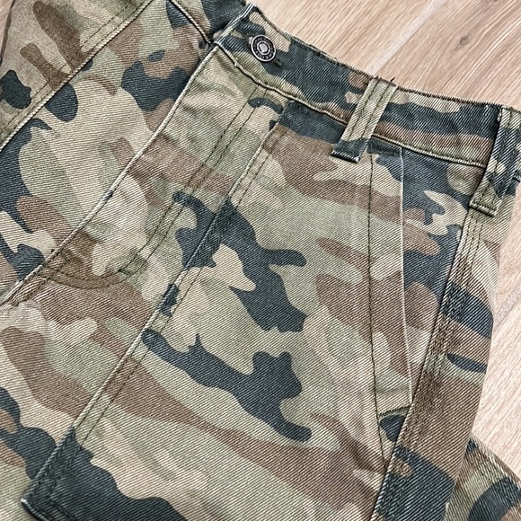 Free People utility camo jeans pants size 25 high waist rise We The Free cargo - Picture 14 of 14